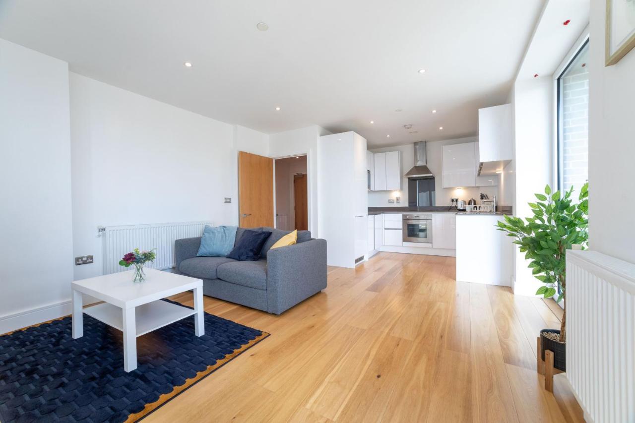 La Creme 1 Bed Apartment - Canning Town Londen Buitenkant foto